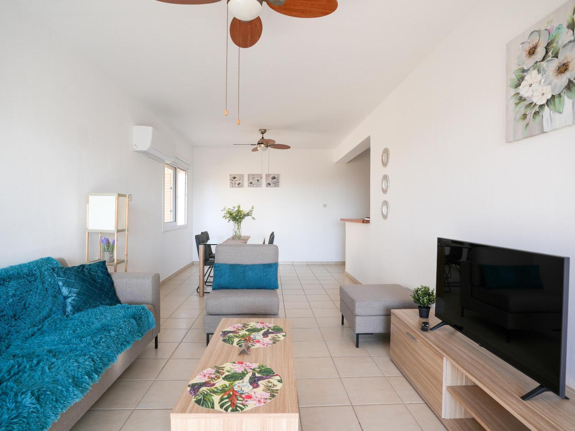 Resitour - Regina Gardens Apartment Paphos Exterior foto